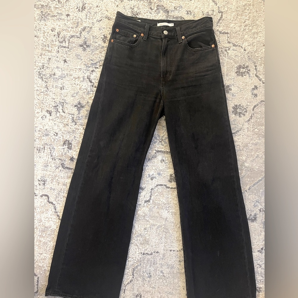 Levi’s premium denim ribcage wide leg